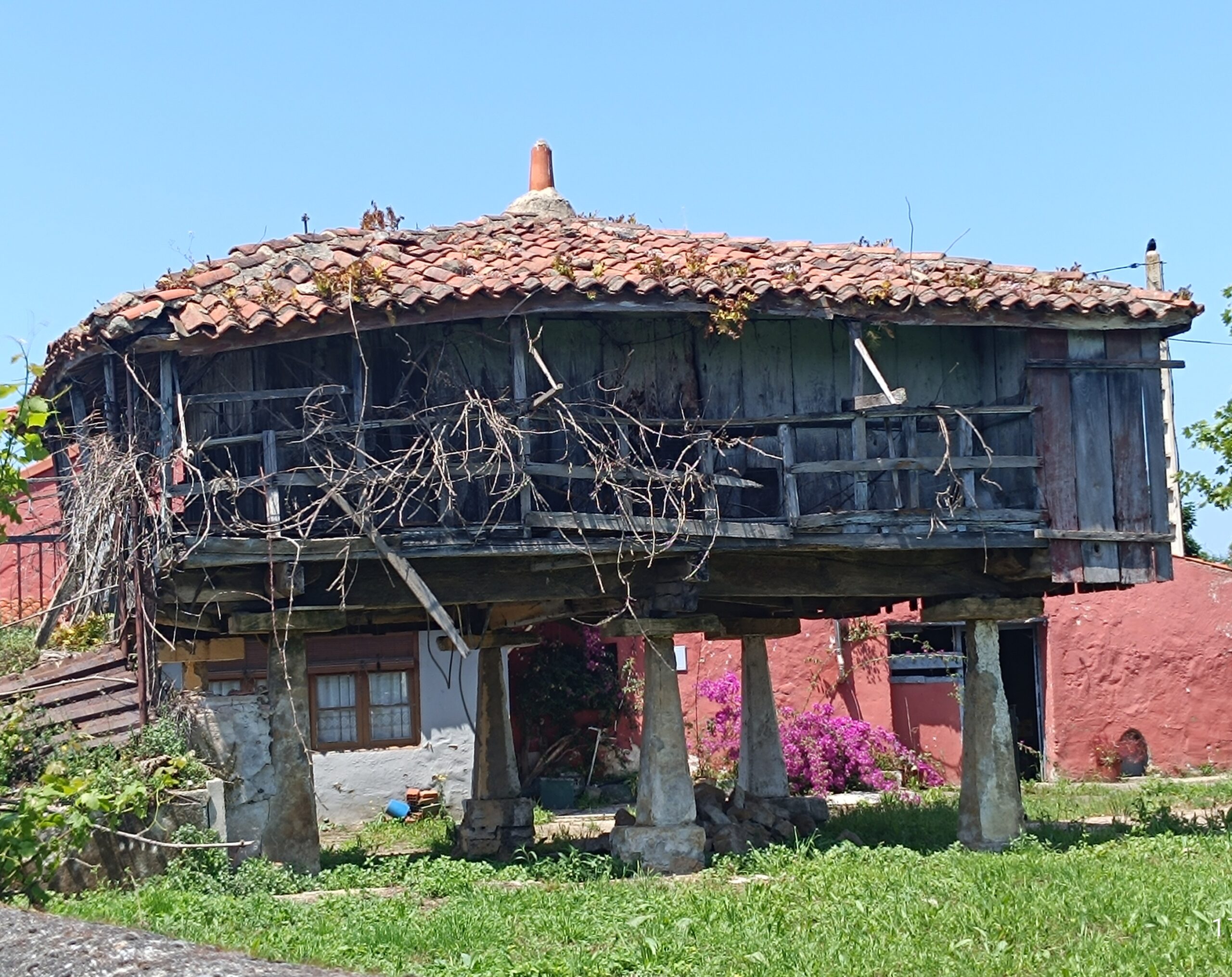 semeya-2-horru.02.LaLluz-Avilés-17.06.2025-2900×2300